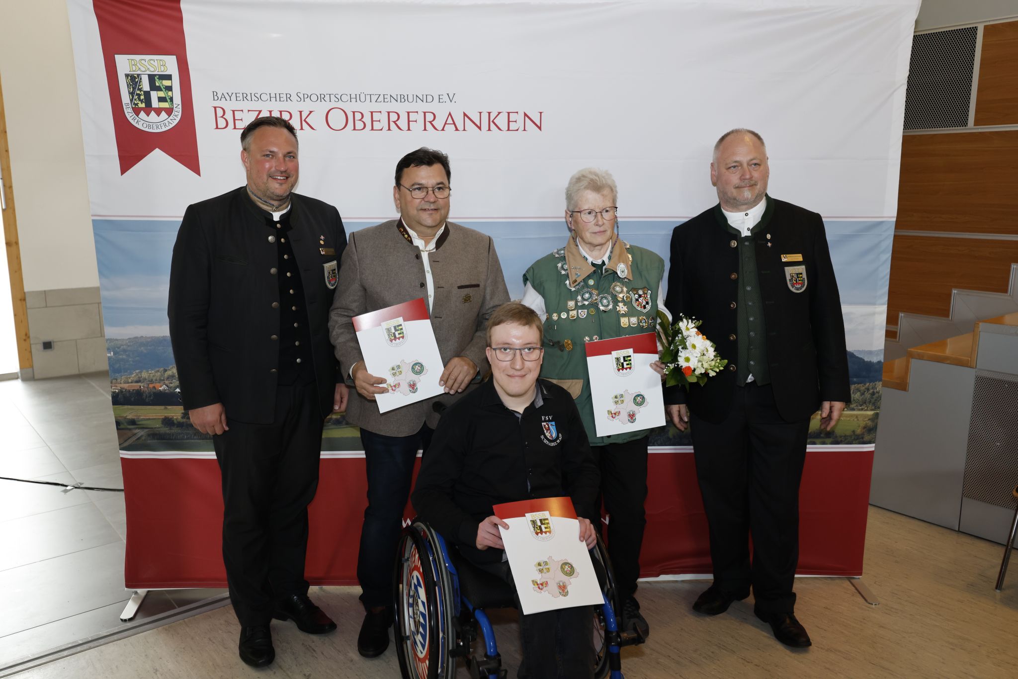 Verdiente Sportlerinnen und Sportler des Schützenbezirks Oberfranken