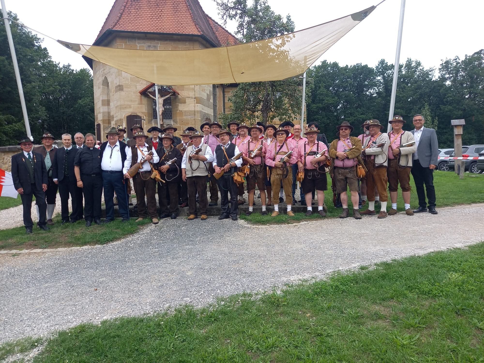 Böllermesse des Schützengaus Oberfranken-West auf dem Kreuzberg
