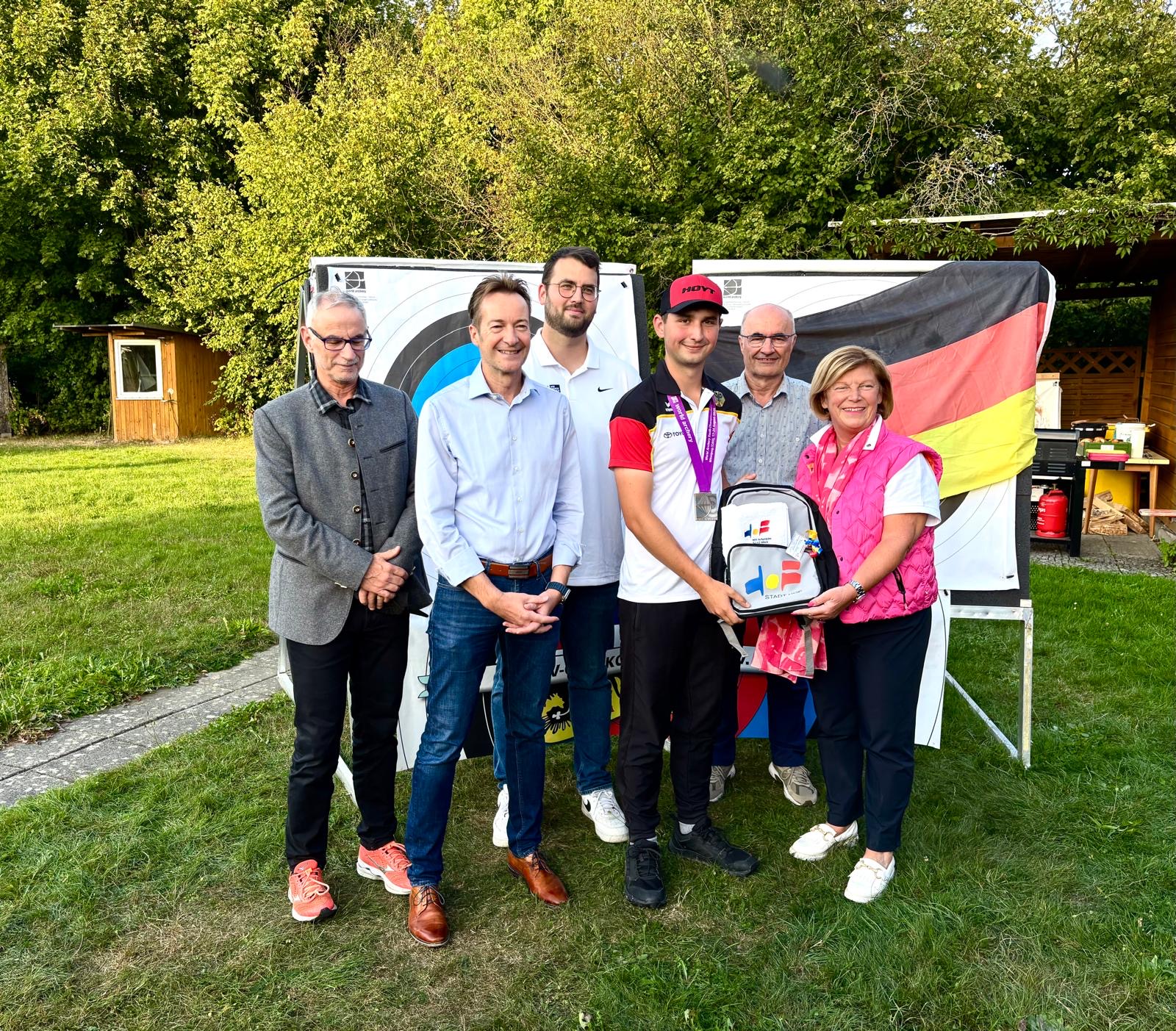 Fabio Alex bei der Junioren-WM  im kanadischen Winnipeg erfolgreich